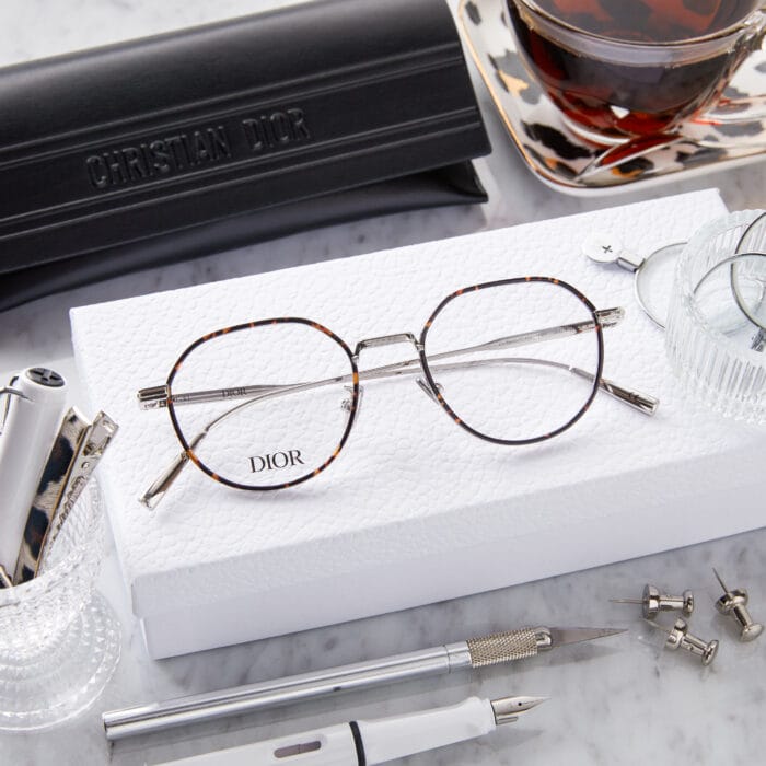 glasses-dior-black-suit-o-r3u-f500