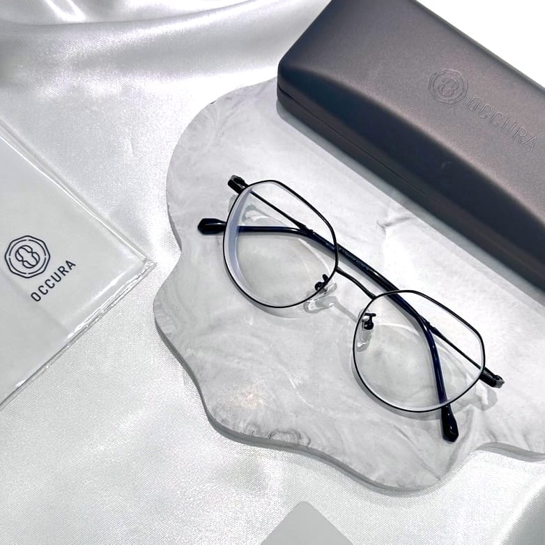 Frame02_case135-occura-testimonial-zeiss-clearview-prism-diplopia